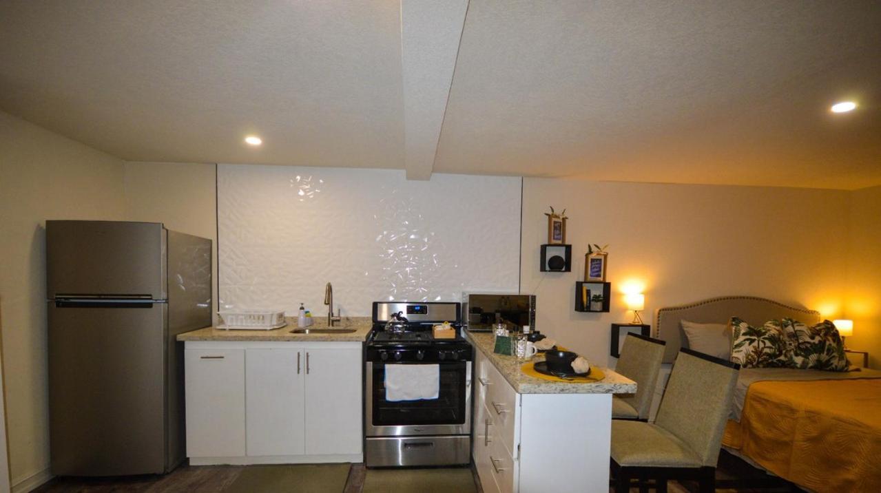 Dorvic Cottage ブリッジタウン エクステリア 写真